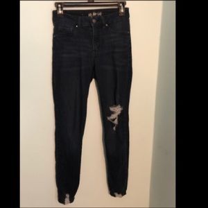 Ripped Mid Rise Jeans